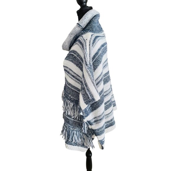 Linda Anderson Striped Cowl Neck Blue White Poncho Fringe One Size Sweater boho - Picture 4 of 10